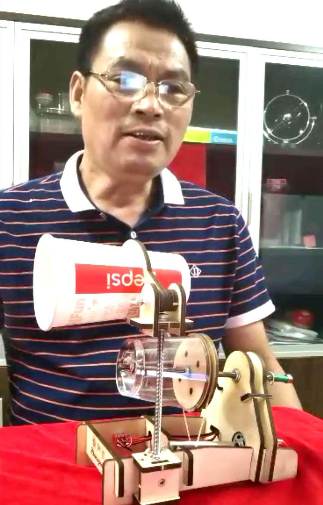 物理老师演示纸杯留声机走红b(用纸杯制作留声机原理)