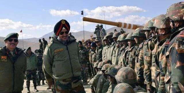 印度在中印边境部署了多少兵力(印度在中国边境有多少部队)