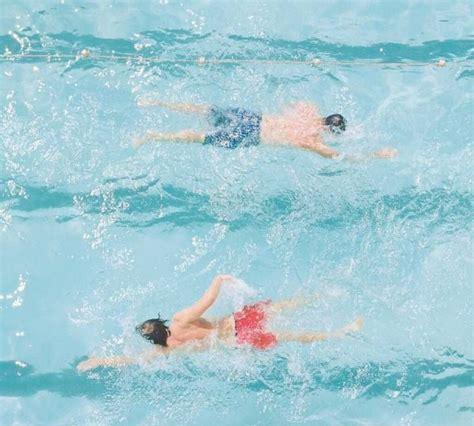 游泳比赛总共有多少种游泳姿势(游泳比赛一共有几种游泳姿势)